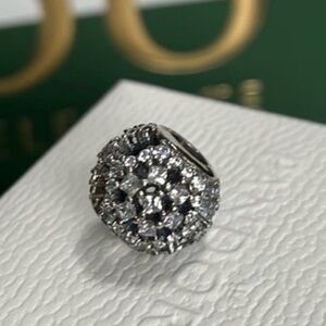 Pandora Silver Snow Flurry 796378CZ Charm RETIRED HIGHLY COLLECTIBLE